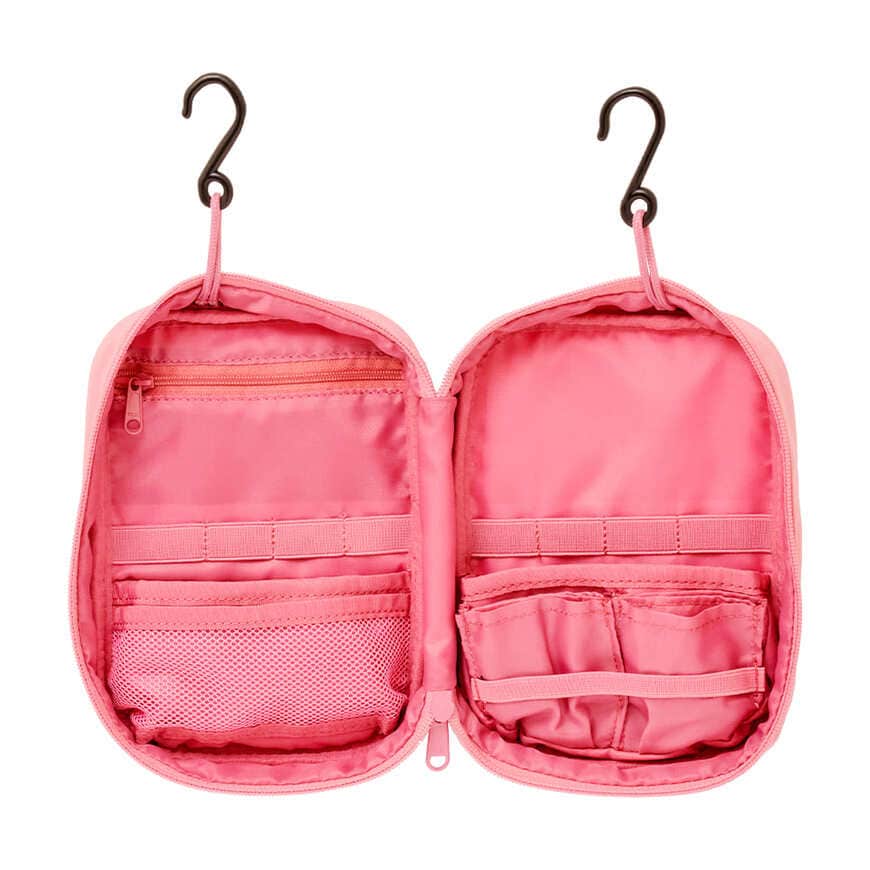 出所：ワークマン公式オンラインストア あれこれまとまるスラッとポーチ