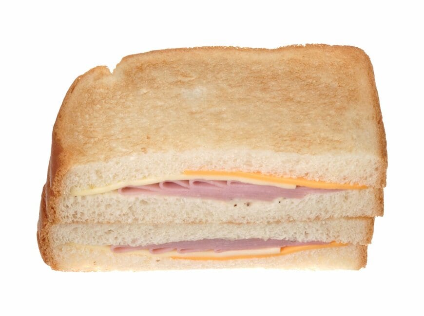 セブン-イレブンの新商品:トーストサンド ハム&チーズ