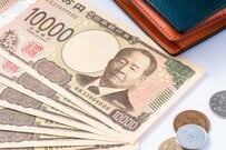 6月の公的年金支給日に「年金生活者支援給付金」がプラスで支給される人とは？《2026年度の給付基準額：月額5620円》