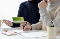 60歳代と70歳代で「貯蓄3000万円以上」は何割か。老後に向けて考えたいこと