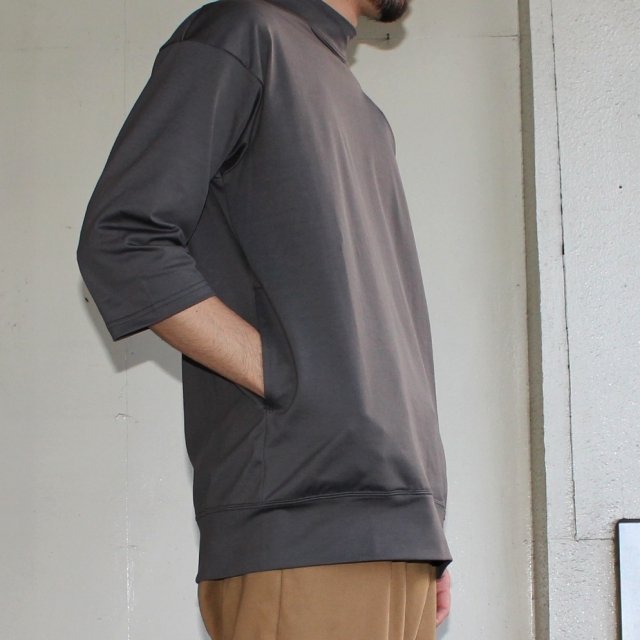 mosodelia - 度詰めモックネック7分袖 ¥12,960（税込）