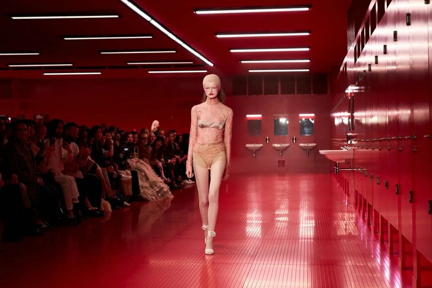 出所：ヴァレンティノ ジャパン 株式会社「ヴァレンティノ 25/26年秋冬コレクションを発表」