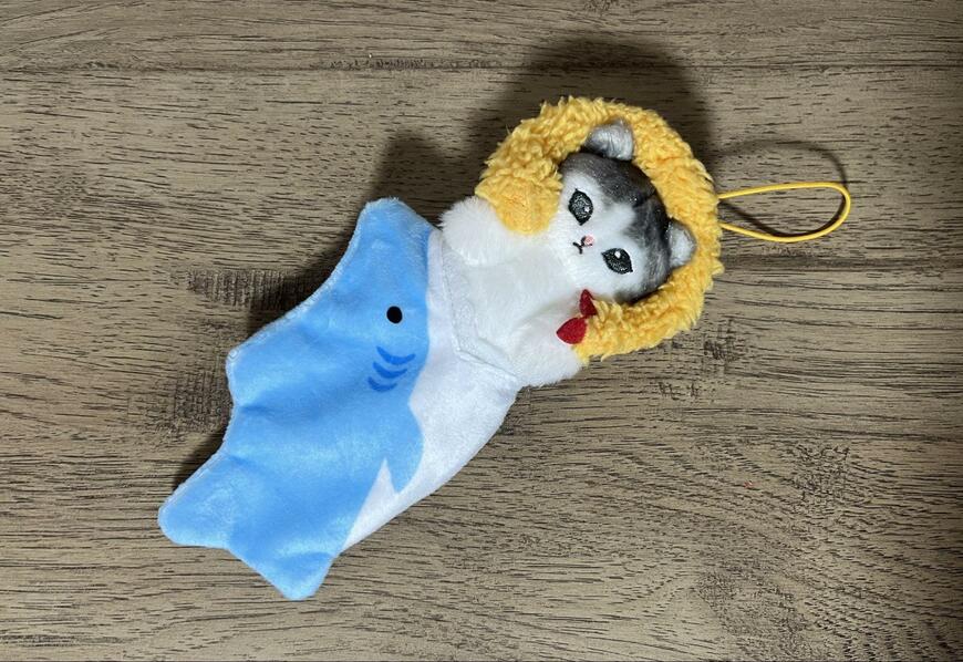 セリア、ぬい用食べられサメ ぬい活筆者撮影写真