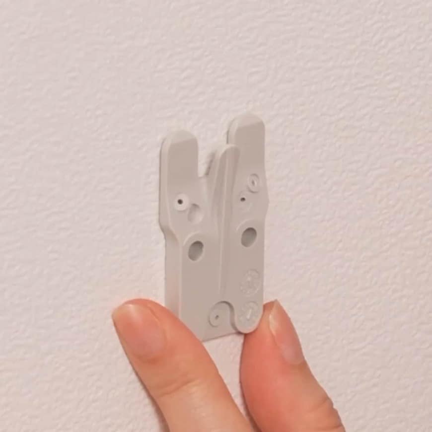 出所:無印良品ネットストア 壁に付けられる家具ミラー