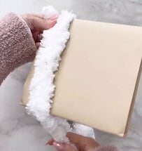 【100均DIY】ダイソーの〈毛糸〉を使って...→可愛い〈もこもこバッグ〉を作っちゃおう！「可愛すぎる！！」と話題