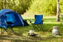 アウトドア用の「小さな椅子」を購入しに行ったら…　店員に案内された商品に思わず二度見