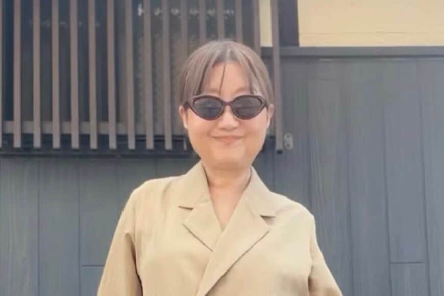 【60歳スタイリスト】の半袖ジャケットコーデがかっこいい　サイズ選びのコツとは…