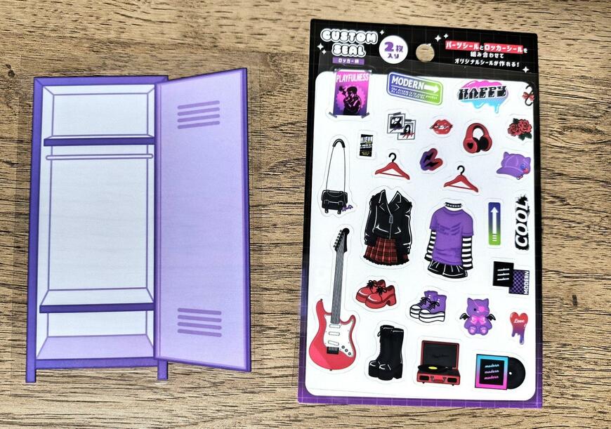 筆者撮影（キャンドゥ、カスタムシール　ロッカー柄）