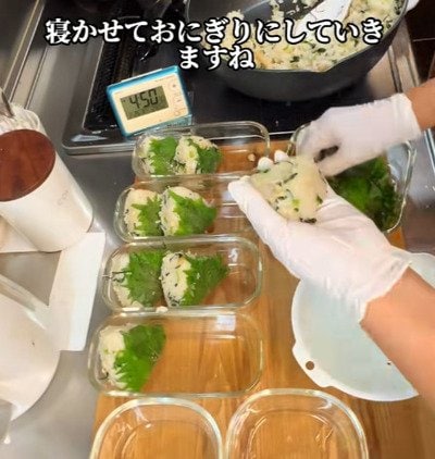 具だくさんの「しらすおにぎり」が美味しそう！忙しい会社員主婦が作る「手づくりおかずたっぷりのお弁当」が話題