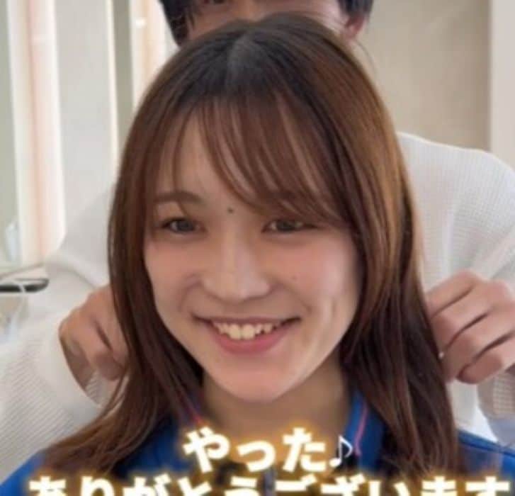 「2年ほどほったらかしていた」傷んだ髪をバッサリ切りたい女性　まさかの変身姿に驚き