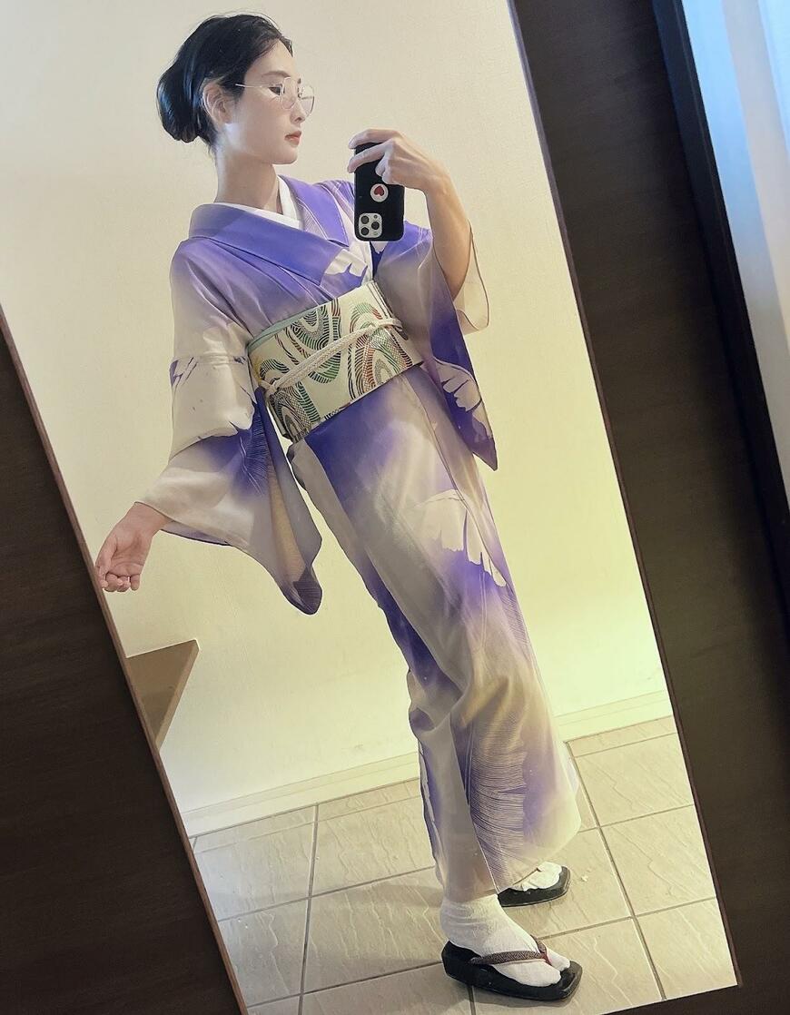 着物を着こなす女性