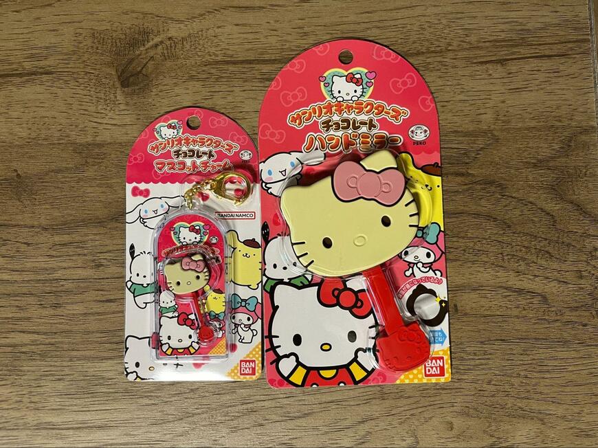 Bleu Bleuet(ブルーブルーエ)、サンリオキャラクターズチョコレートハンドミラー・サンリオキャラクターズチョコレートマスコットチャームの画像