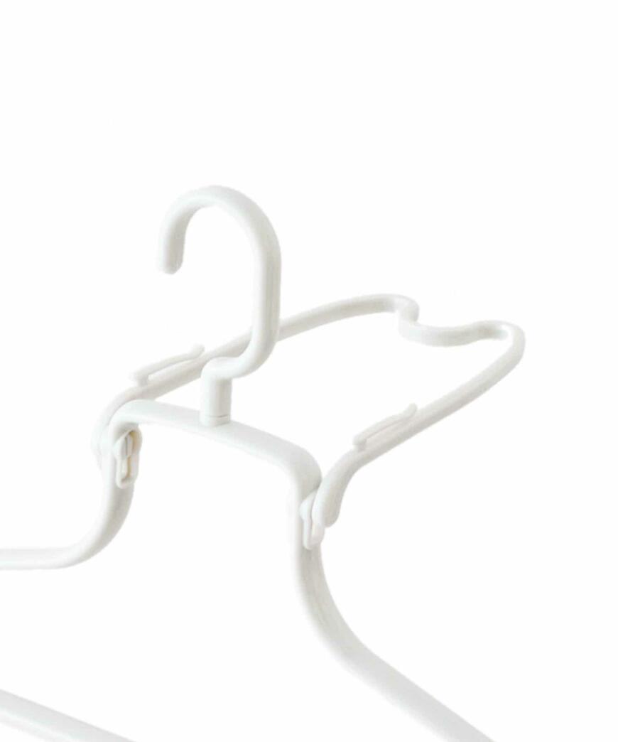 3COINS　フードが乾きやすいハンガー