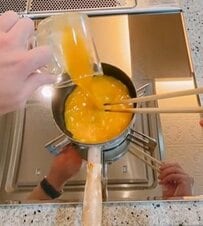 お弁当作り修行中の父親が作る【オムライスもどき弁当】が話題　10分で仕上げた見栄えの良いお弁当がたまらない…