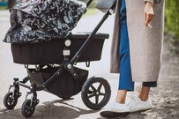 ベビーカーに歩きタバコ、人の家でも…出産後、喫煙を再開するマナー違反のママたち