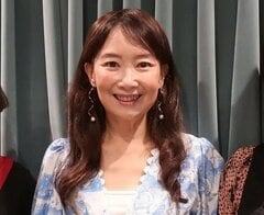 70歳のアグネス・チャン、“三つ編み”姿を披露「お孫さんに負けてないかも」「似合っていて可愛い」「胸キュン」SNSで絶賛の声