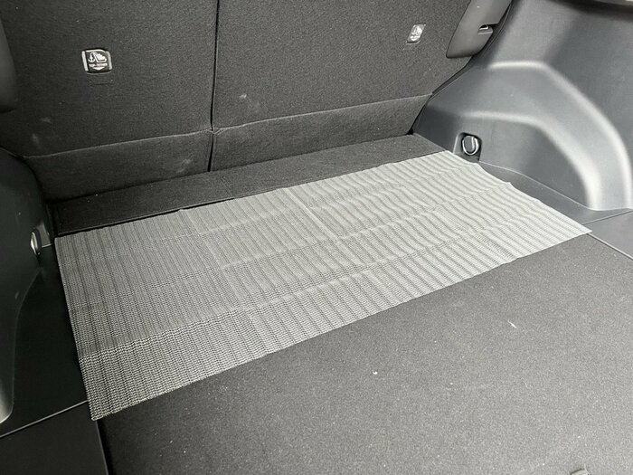 荷物を置くスぺースにぴったりフィット!