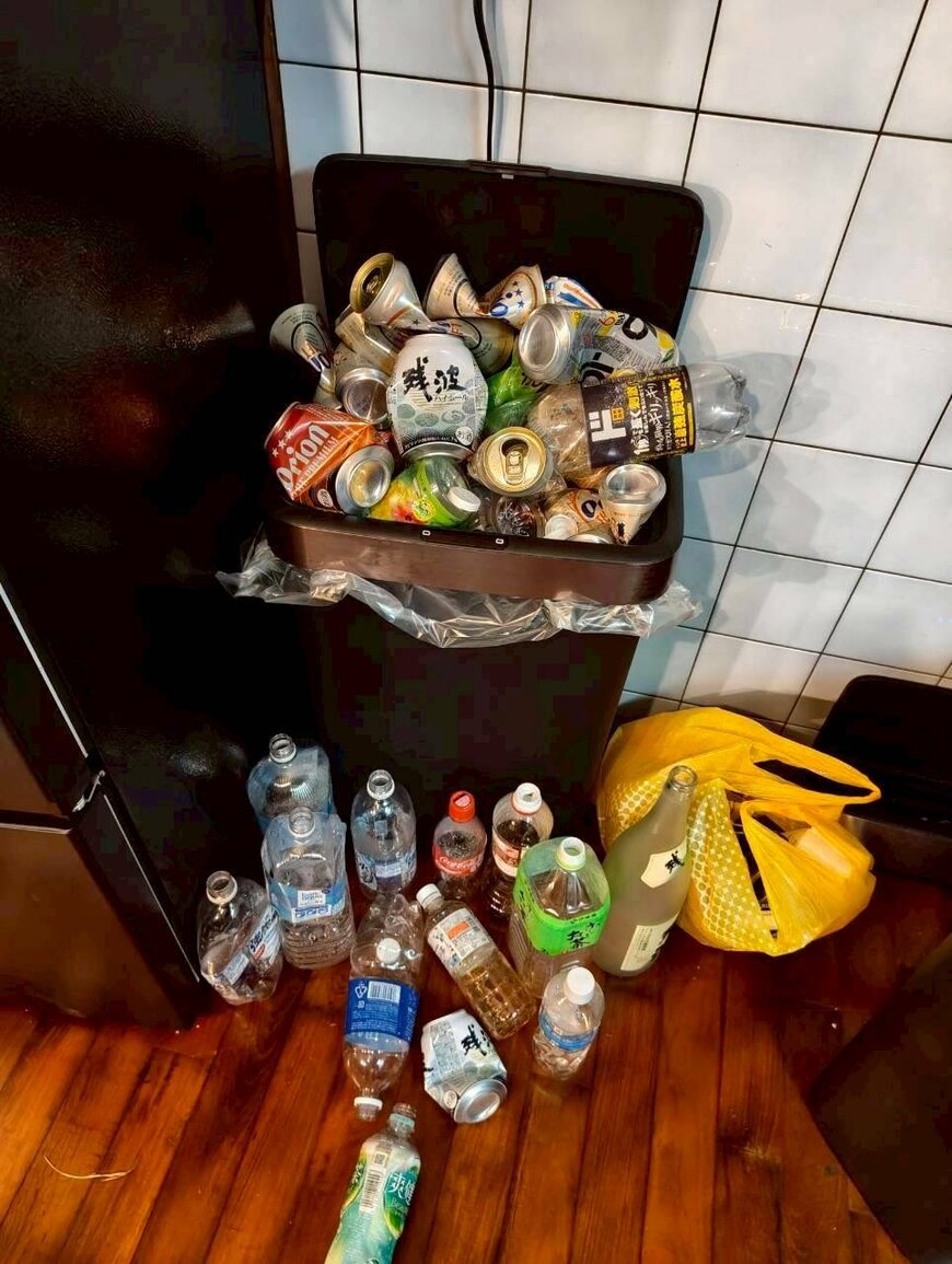 民泊でチェックアウト後に見つけたゴミの山