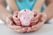 60代でも貯蓄がない単身世帯は約3割。年金だけで暮らせるか