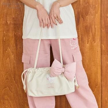 しまむらが「辻ちゃん」「サンリオ」ととWコラボ！ショルダー