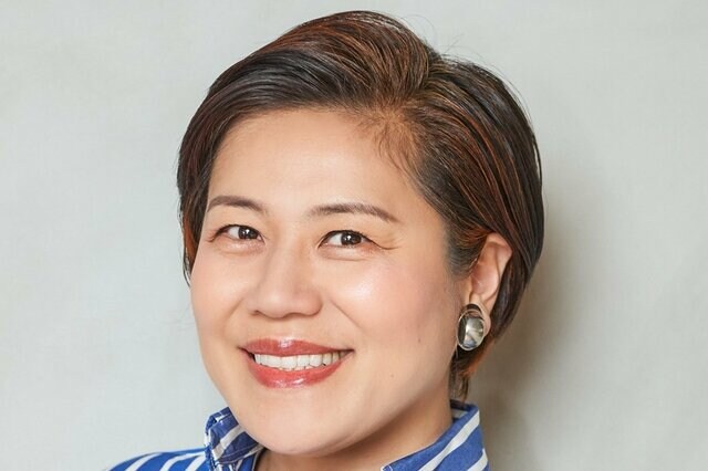 青木さやか 自宅に飾られた「コウモリラン」がセンス抜群。観葉植物を取り入れたオシャレ空間に反響「センスいい」「素敵です」母の日のプレゼント