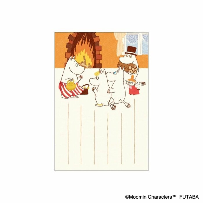 ムーミン一家の家族団らんを描いた「暖炉でほっこり」