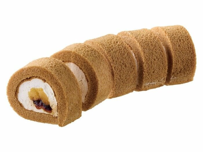 「もち食感ロール」にはカスタードプリン風味が408円で登場