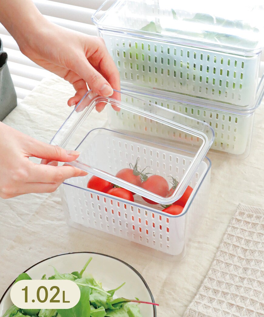 出所：3COINS公式　《スタッキング可能》ザル付き保存容器：M