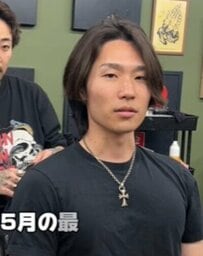 【サーフカール】過去に上手くパーマがかからなかった男性がプロの手でおしゃれに変身！