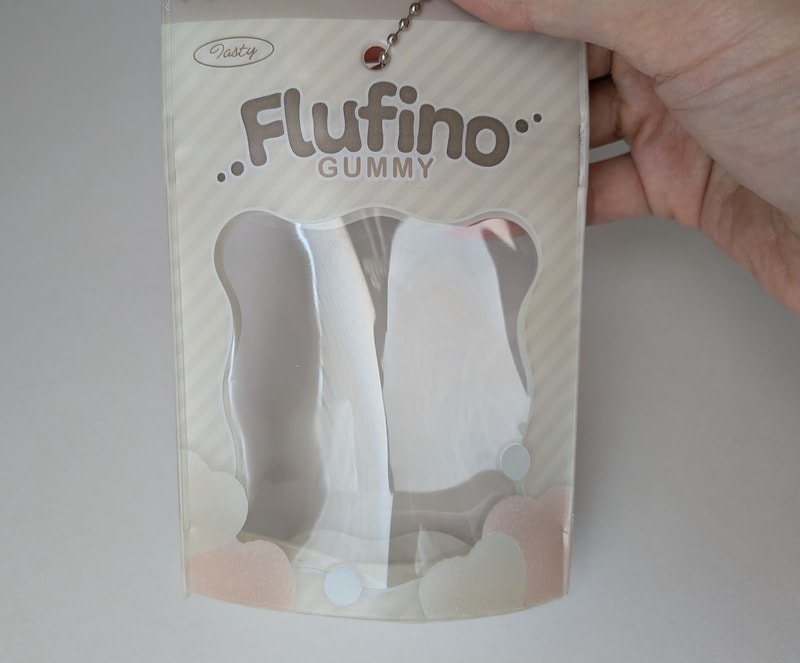 セリア　おかしなパッケージ風キーホルダー