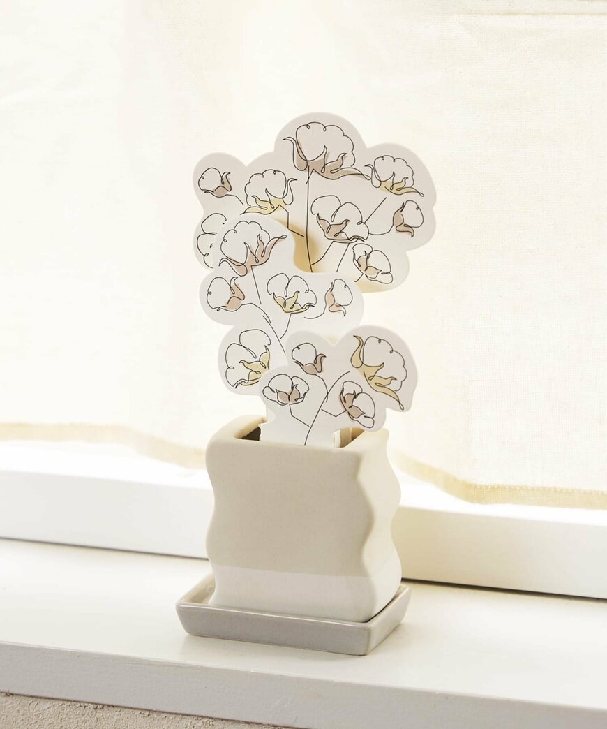 出所：パルグループ公式ファッション通販サイト 3COINS ウェーブフラワーベース素焼き加湿器