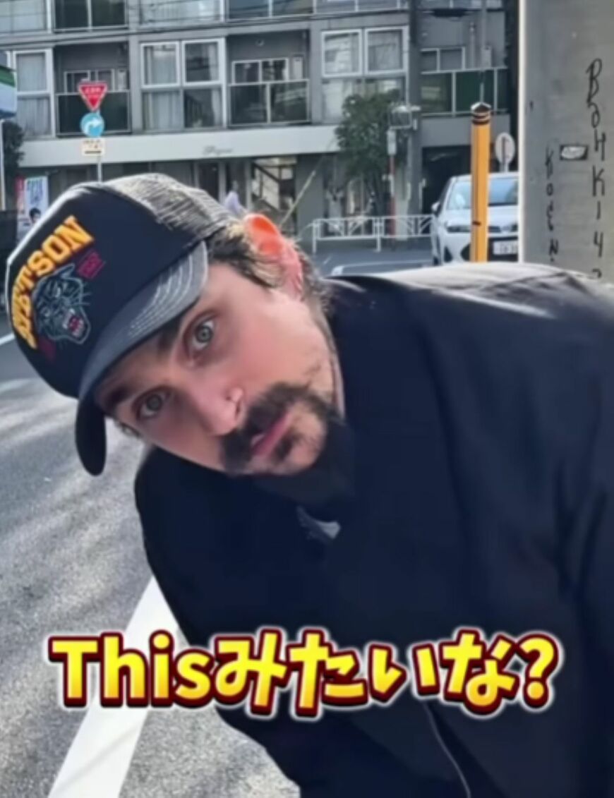 「何を考えて待っているの？」日本の接客の「お見送り」が長過ぎることに外国人は疑問だらけ！