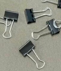 「発想力に優れているで賞！」ワンピースの裾・ノート・引き出し・ビニール紐のプチストレス→ダイソーの〈ダブルクリップ〉で解消！