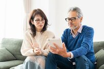 50歳代の貯蓄額はいくら？【老後資金】新NISAで「月3万円」の積み立てを試算