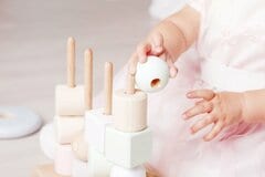 【住民税非課税世帯】0歳から2歳の保育料はいくら？認可外保育施設なら月「4万2000円」まで無償になる