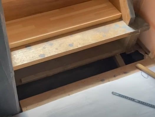 【築100年超古民家DIY】使い勝手の悪い階段の踏み台を使いやすくリフォーム！「良い感じ」と話題
