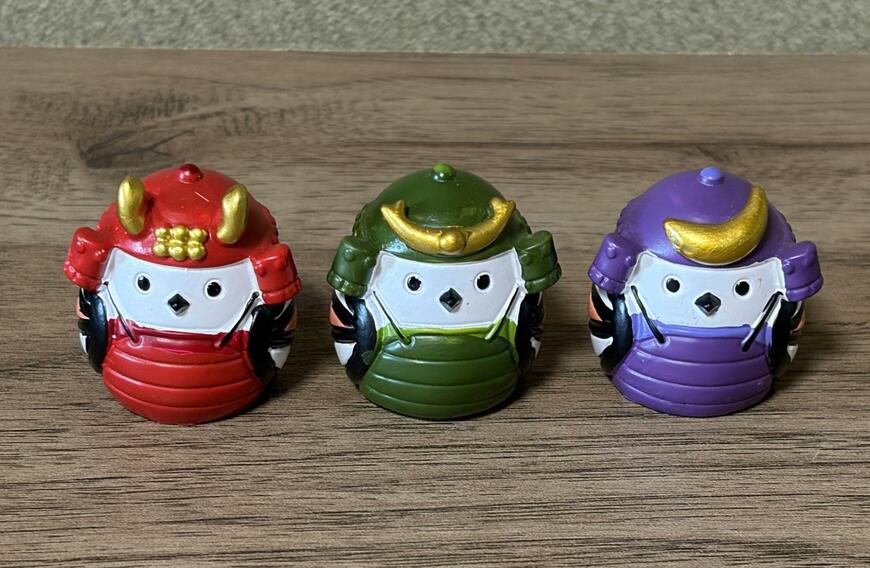 筆者撮影（キャンドゥ、リトルフレンド 鎧武者シマエナガ）