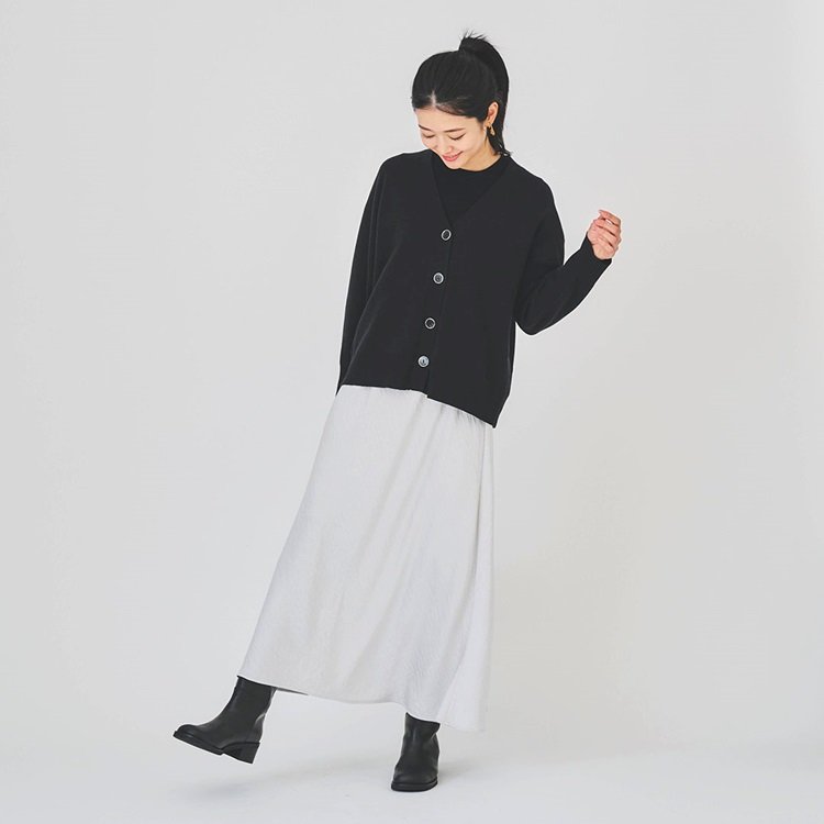 タフニットＶネックカーディガン