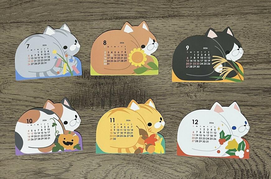 ダイソー、アニマルダイカットカレンダー（ねこ）商品画像