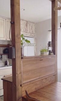 【キッチンカウンターDIY 】使いづらかった下開き扉を、祖母の家から譲り受けた食器棚を再利用した味わいと趣きを感じる扉に大変身！「雰囲気が変わるね」と話題