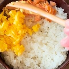 コスパ良し！見栄え良し！【10色丼弁当】母が高校生の娘に作るカラフルで可愛いお弁当に「素晴らしい」などコメント続々