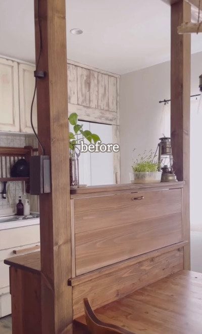 【キッチンカウンターDIY 】使いづらかった下開き扉を、祖母の家から譲り受けた食器棚を再利用した味わいと趣きを感じる扉に大変身！「雰囲気が変わるね」と話題