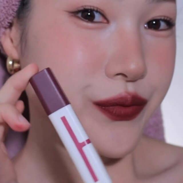 「探してみます」30代40代の唇をおしゃれに彩るA.chiの「ブラーティント」をレビュー！