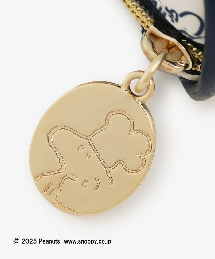 こちらもウッドストックのチャーム付き