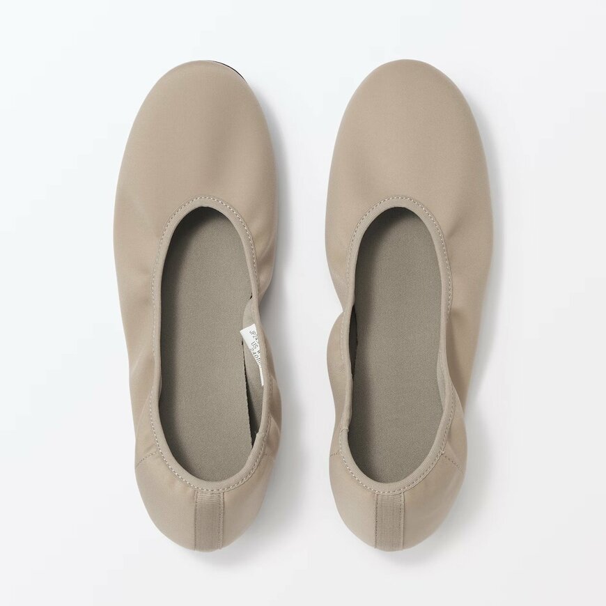 出所：無印良品公式　婦人　撥水フラットバレエシューズ