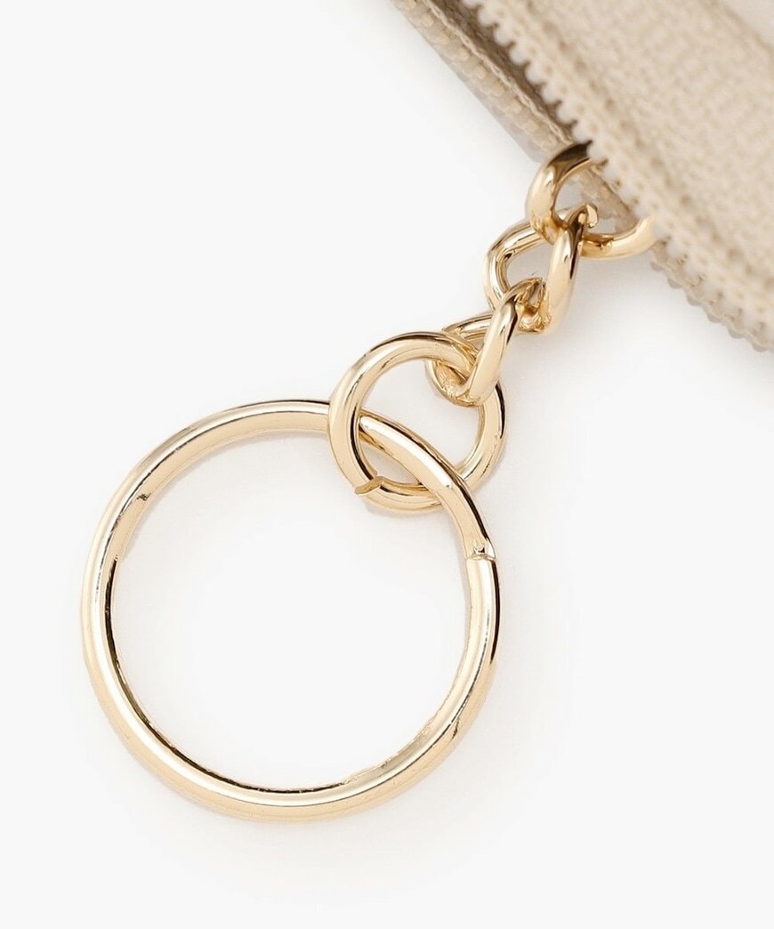 出所：アフタヌーンティー公式　コインケース付きパスケース/チェ・ヨンジュ