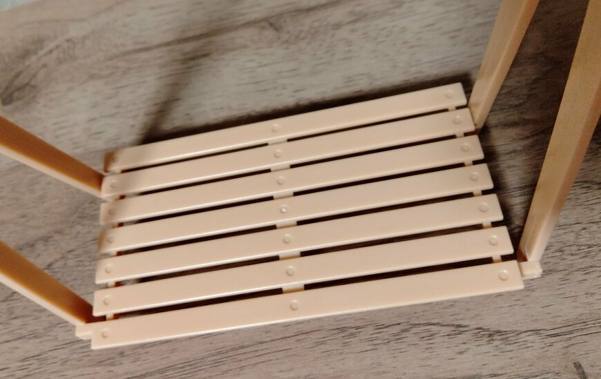 筆者撮影（セリア、ミニチュア ハンガーラック）