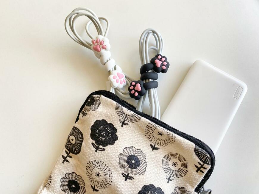 「ねじるケーブルバンド」「抗菌歯ブラシキャップ」