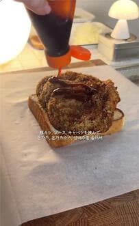 【カツサンド弁当】「かぶりつきたい」夫くまさんのために、韓国で暮らす妻が厚い豚カツをどんと挟んだ一箱