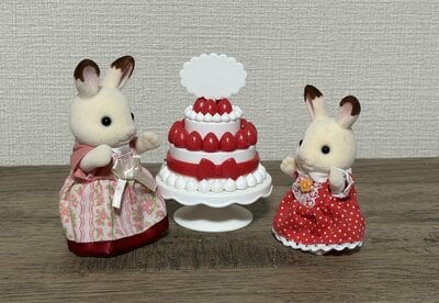 ダイソー、ぬい用　いちごケーキ　ホワイト商品画像